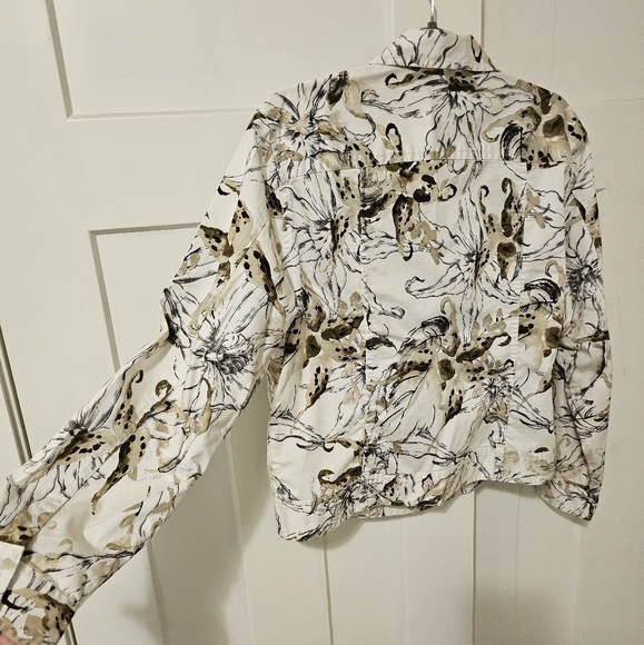 Chicos Stretchy Jacket Size 1 or Medium Abstract Floral Print Neutral Colors - Picture 5 of 8